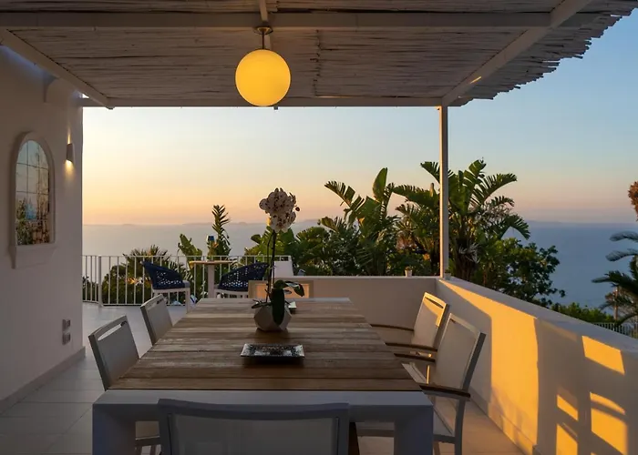 Capri Blue Luxury Le Tre Monelle בית הארחה אנה קאפרי