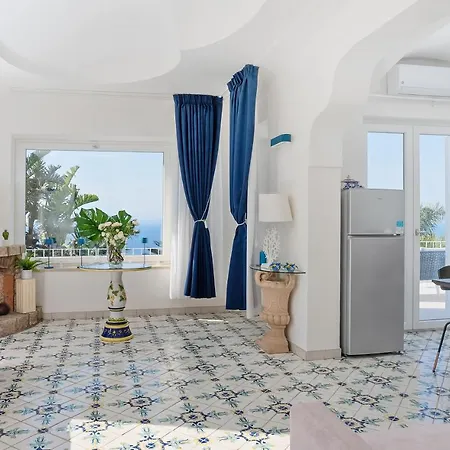 Capri Blue Luxury Le Tre Monelle *