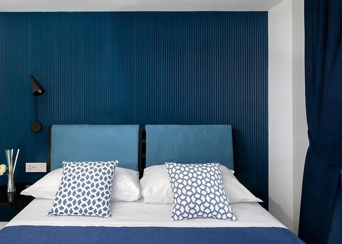 Capri Blue Luxury Le Tre Monelle Πανσιόν