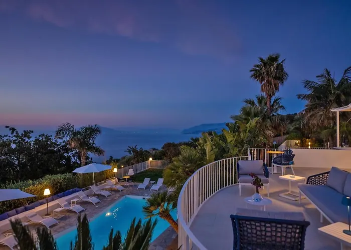 Capri Blue Luxury Le Tre Monelle Ανακάπρι