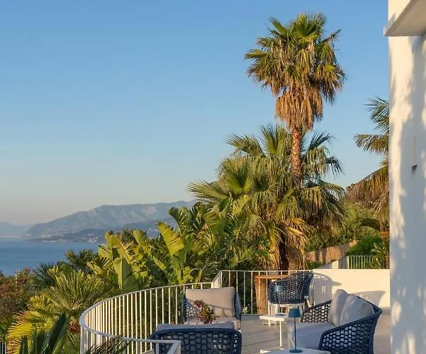 Capri Blue Luxury Le Tre Monelle Guest house 4*