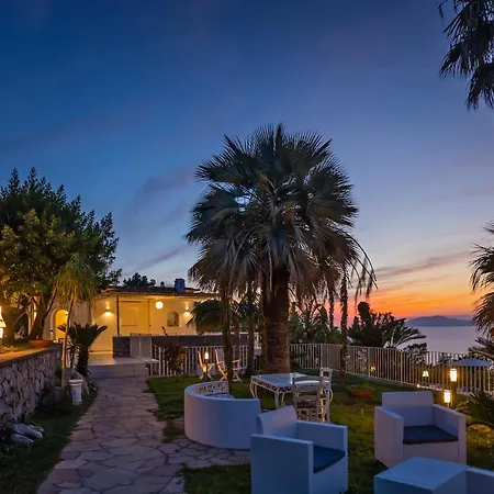 Capri Blue Luxury Le Tre Monelle Anacapri (Isola di Capri)