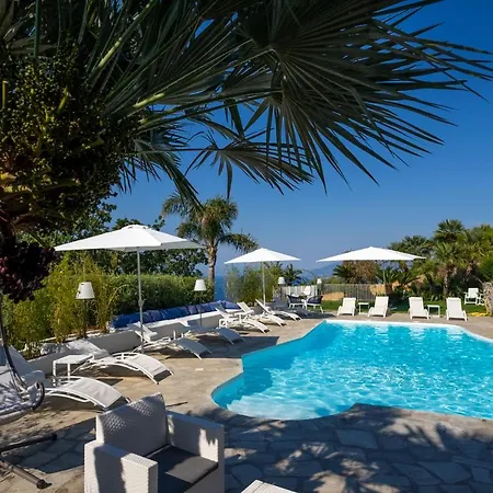 Capri Blue Luxury Le Tre Monelle