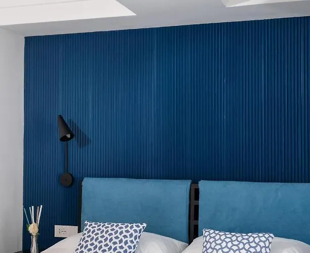 Capri Blue Luxury Le Tre Monelle בית הארחה 4*