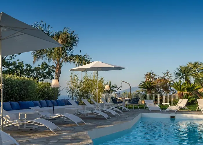 Capri Blue Luxury Le Tre Monelle Πανσιόν 4*